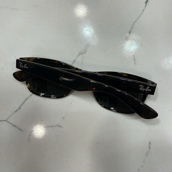 Ray-Ban Tortoise Shell Sunglasses - Picture 5 of 10